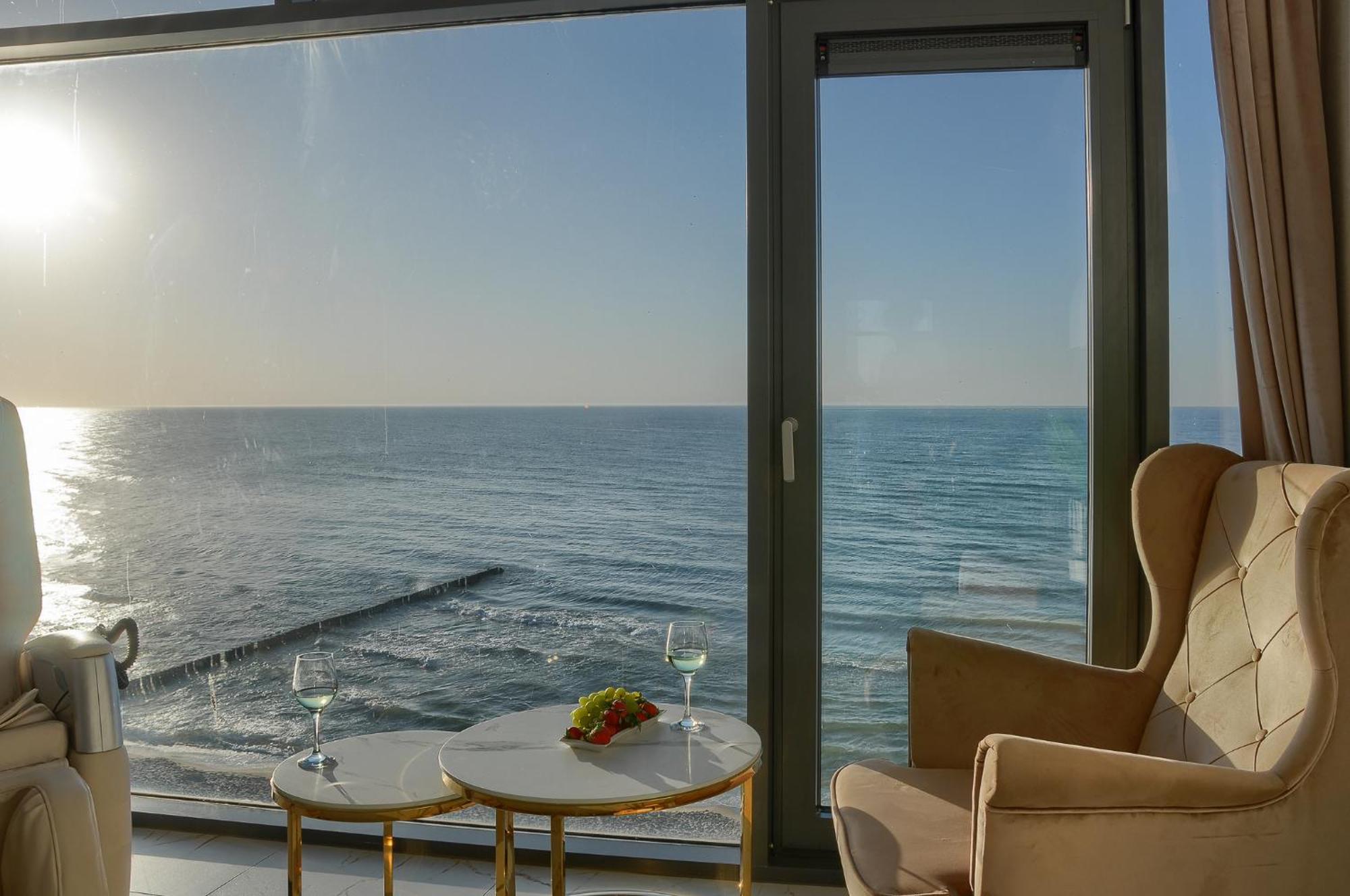 Apartament Nadmorski Luksus - Boulevard Ustronie Morskie Εξωτερικό φωτογραφία